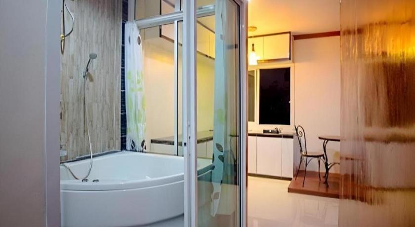 Ilmare Patong Place Екстер'єр фото