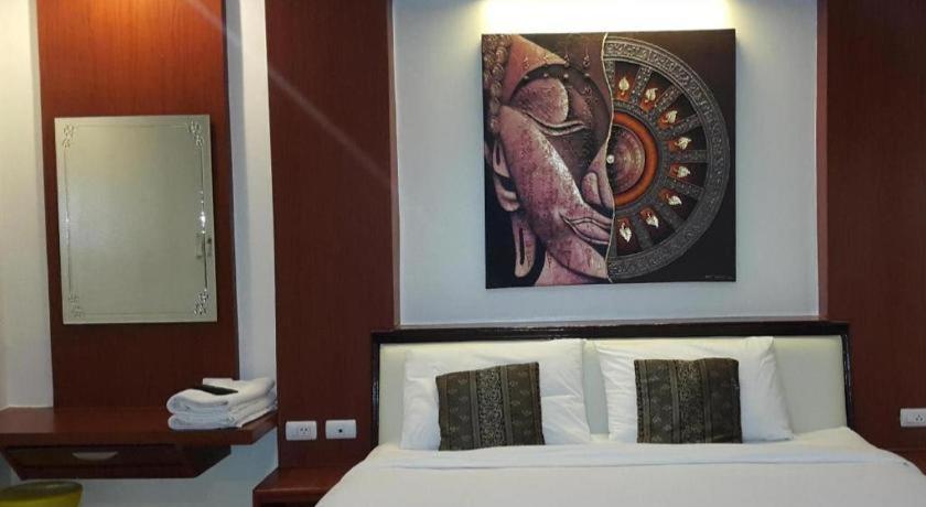 Ilmare Patong Place Екстер'єр фото